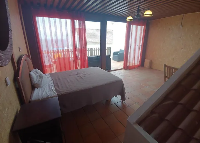 The Wave בית הארחה