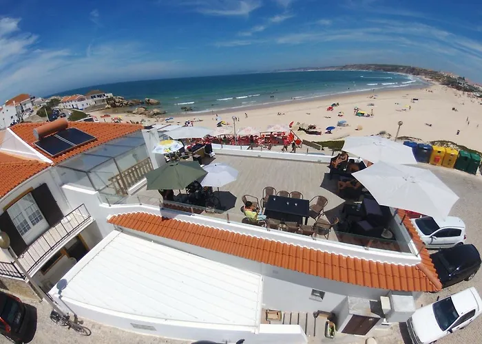 The Wave בית הארחה