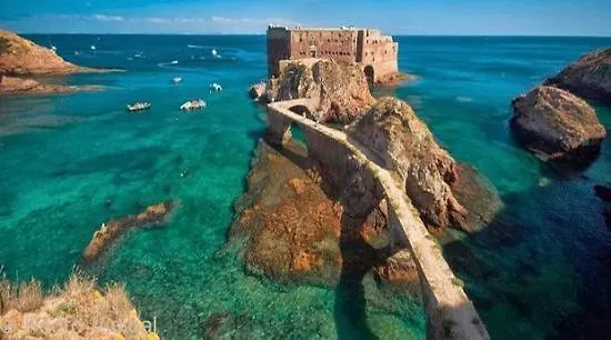 The Wave בית הארחה בליאל